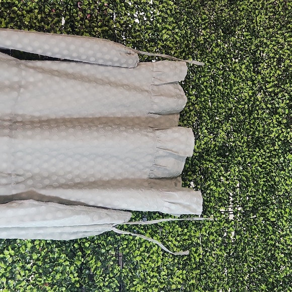 Light Gredn Midi Dress By GILLI Aize Medium - Picture 3 of 11